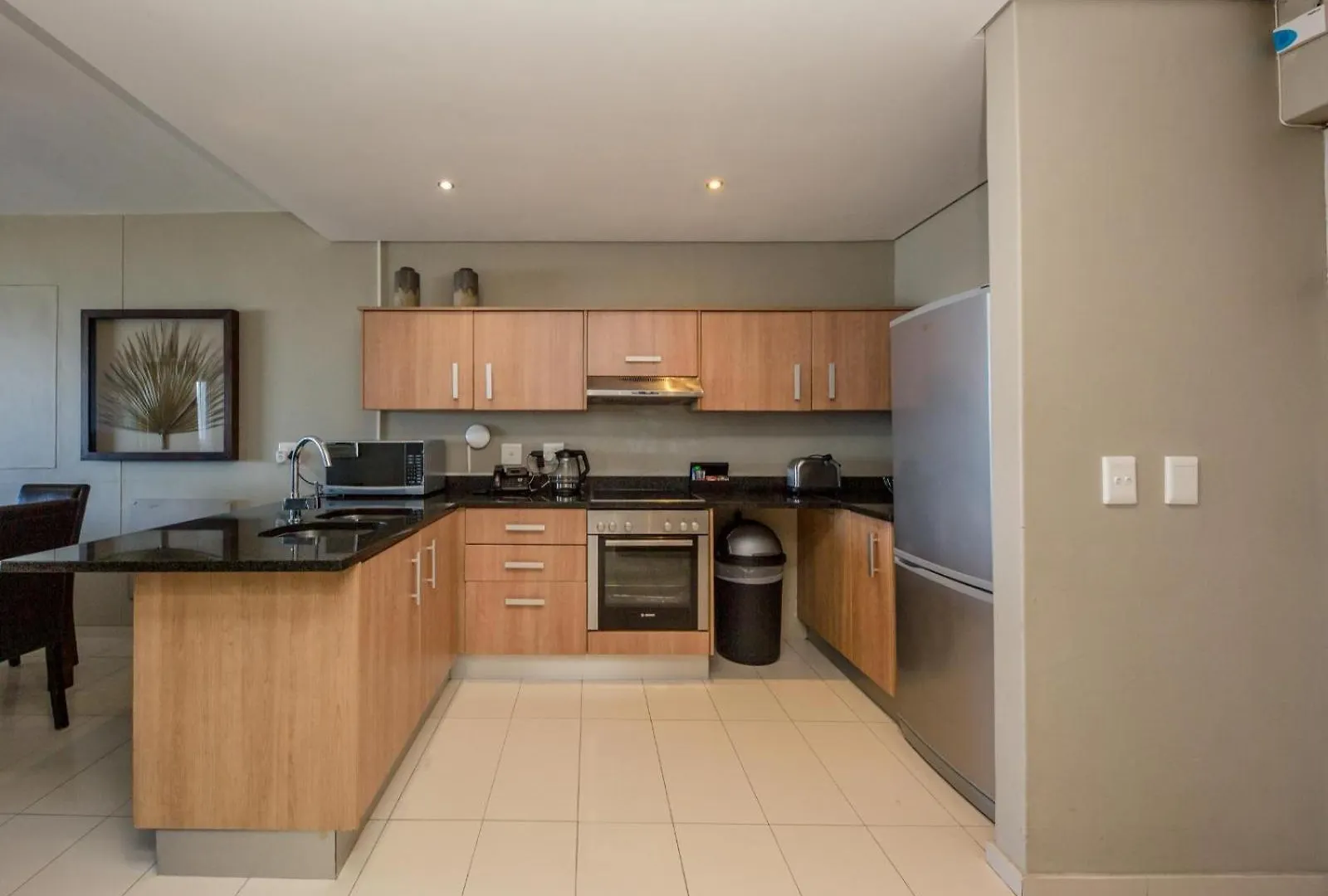 Infinity Self Catering Apartments Bloubergstrand